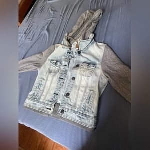 American eagle denim jacket wit grey hood.